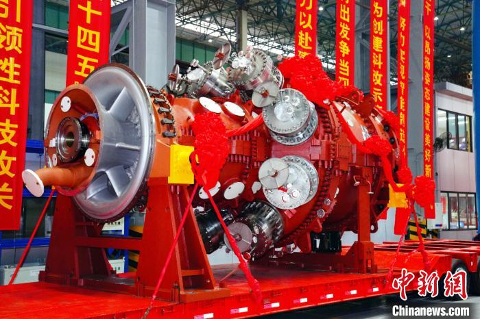 F级50MW重型燃机。。。。。　东方汽轮机有限公司供图